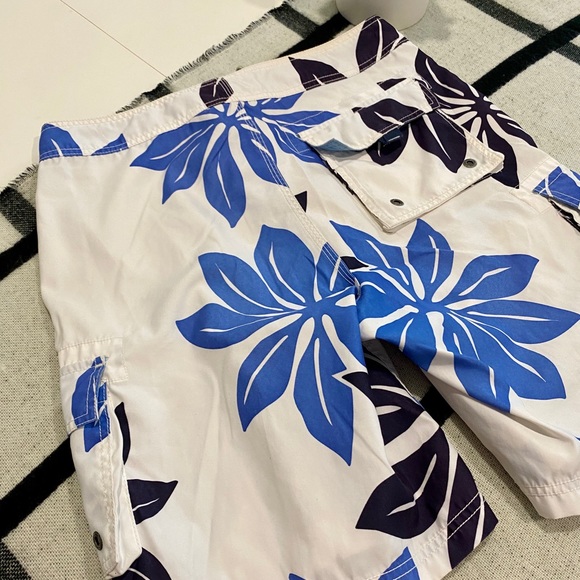 J. Crew Original Swimwear Board Shorts Hawaiian - Picture 4 of 8